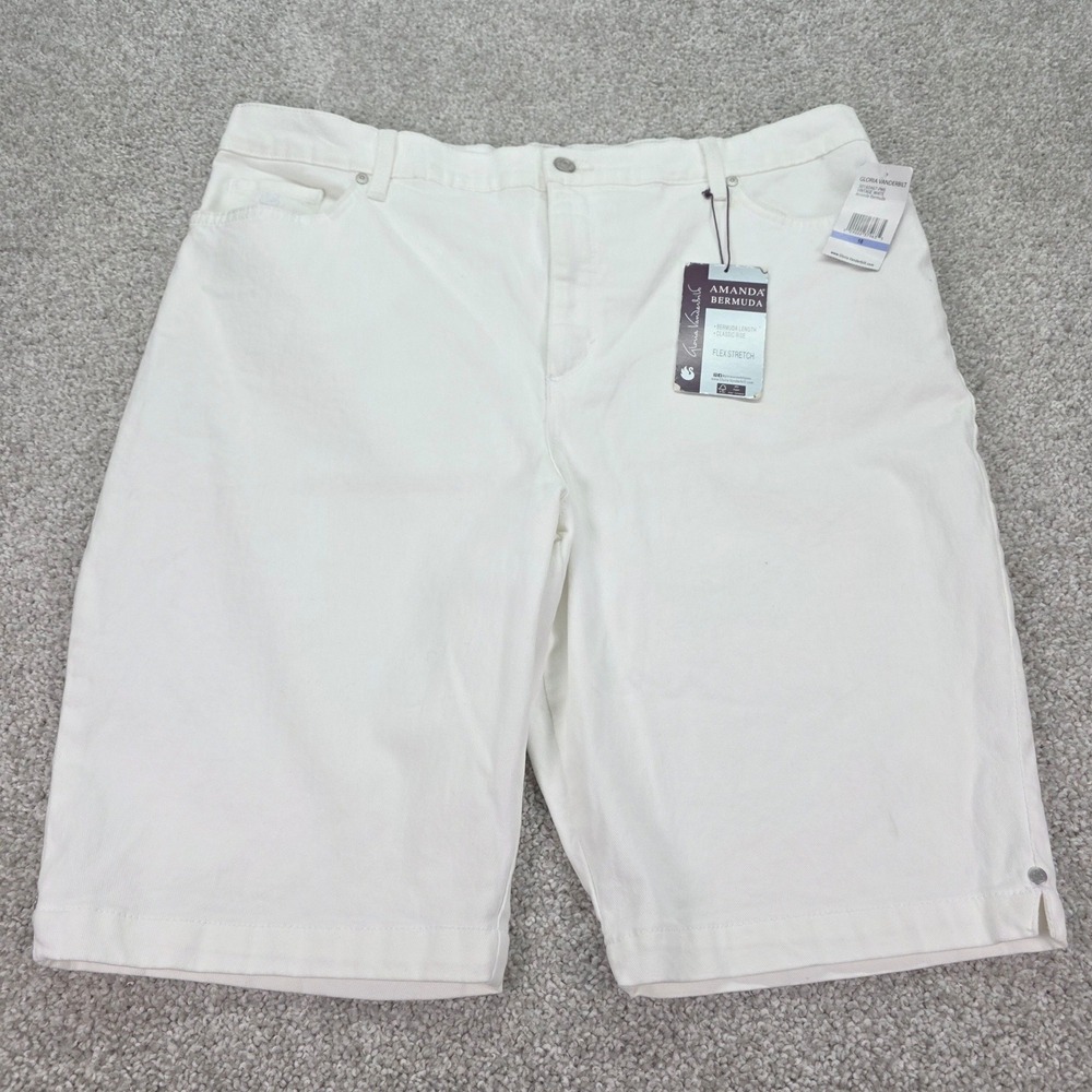 New Gloria Vanderbilt Amanda Bermuda Shorts White Classic Rise Size 18 NWT